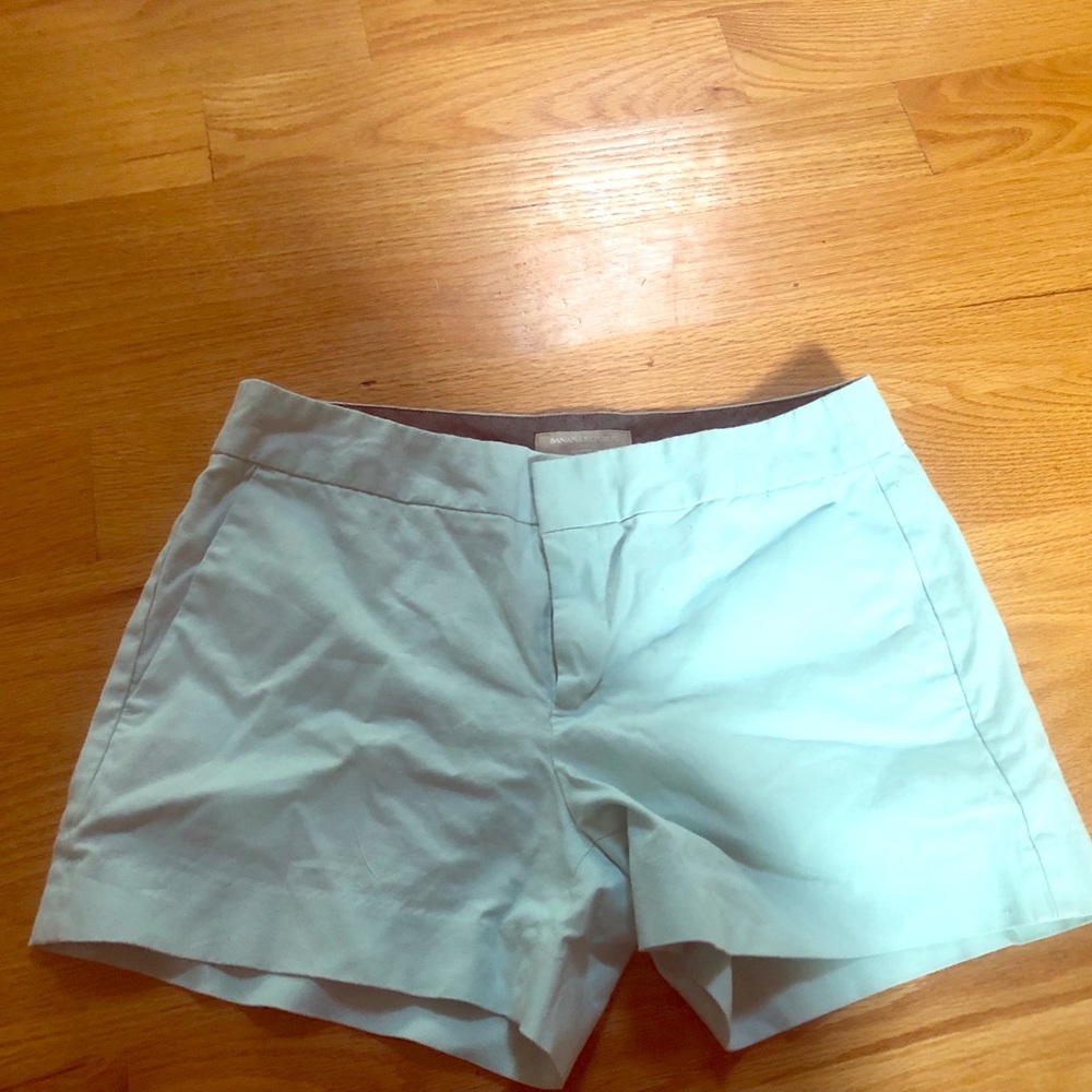 Mint color banana republic shorts